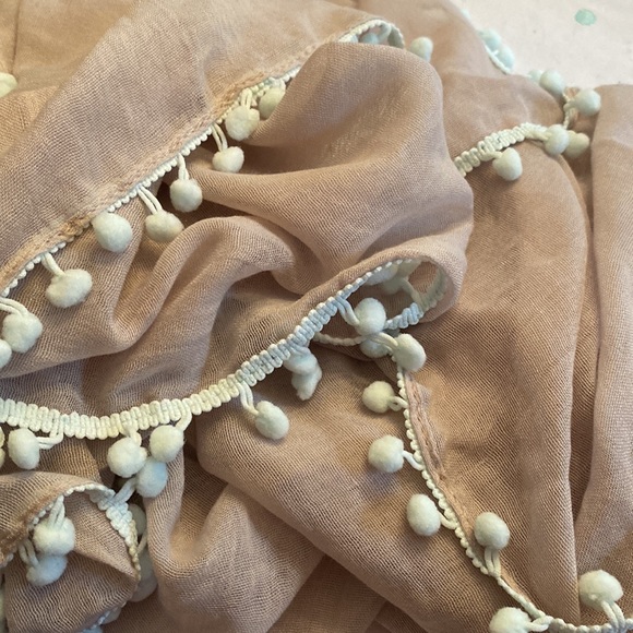 Scarf - Picture 3 of 3